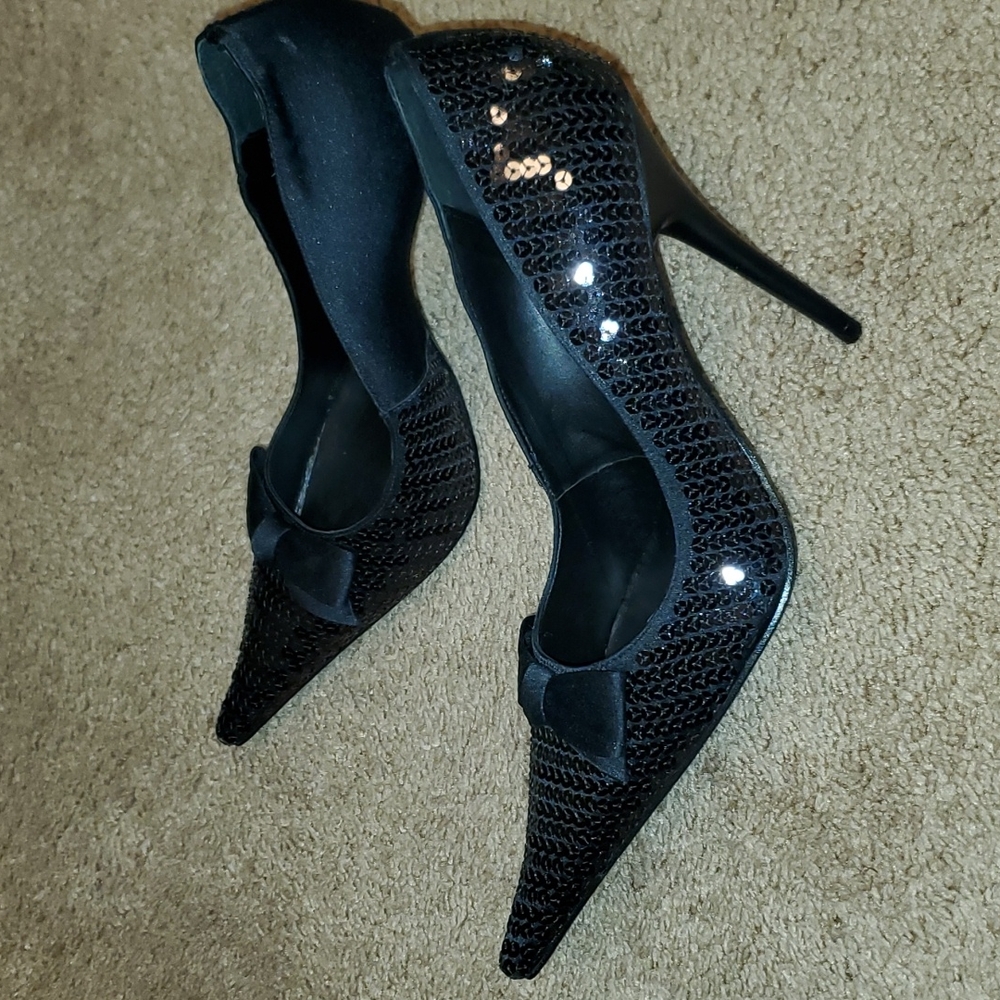 Brand new Black heels shoes